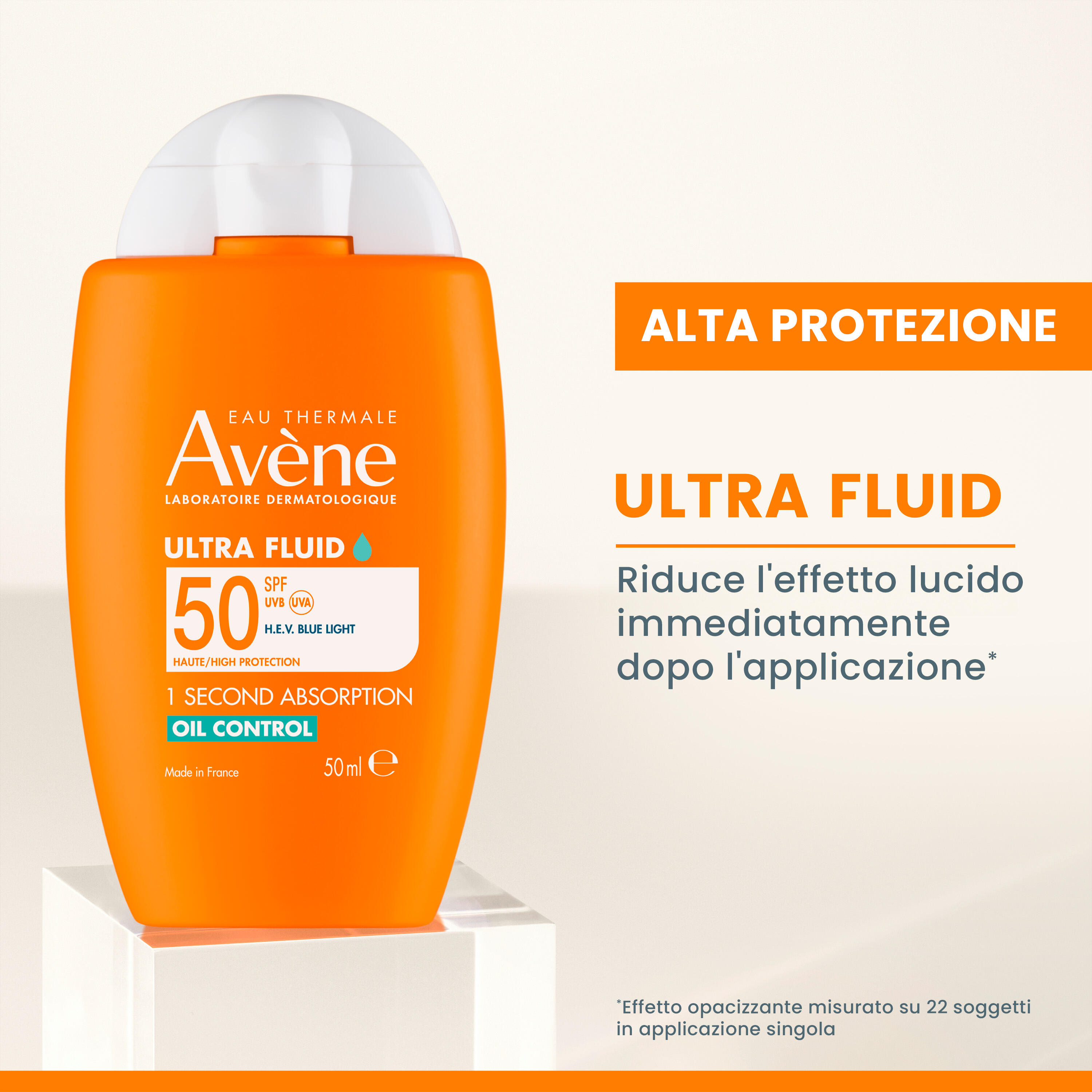 Eau Thermale Avène Ultra fluid oil control SPF 50, alta protezione, 50 ml 