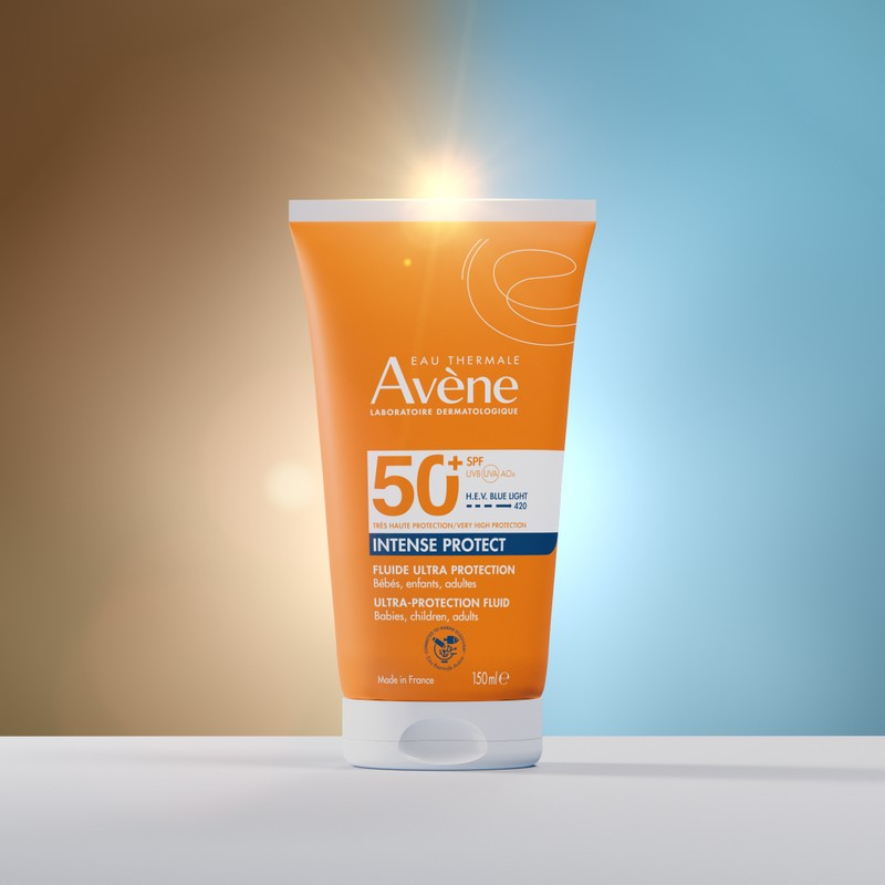 Eau Thermale Avène Intense Protect SPF 50+ Fluido ultra protezione, Protezione molto alta, 150ml