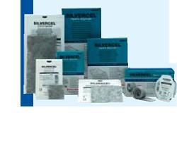 MEDICAZIONE IN IDROALGINATO CON FIBRE DI NYLON X-STATIC CON ARGENTO STERILE SILVERCEL 11x11CM 10 PEZZI