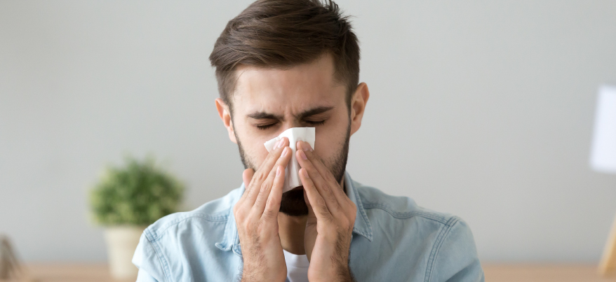 Sintomi influenzali in inverno: cosa fare per mandarli via.