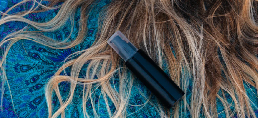 Prendersi cura dei capelli in Estate: quali prodotti usare