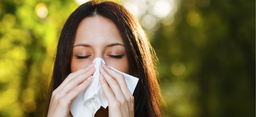 Allergia primaverile: sintomi e rimedi per eliminarla