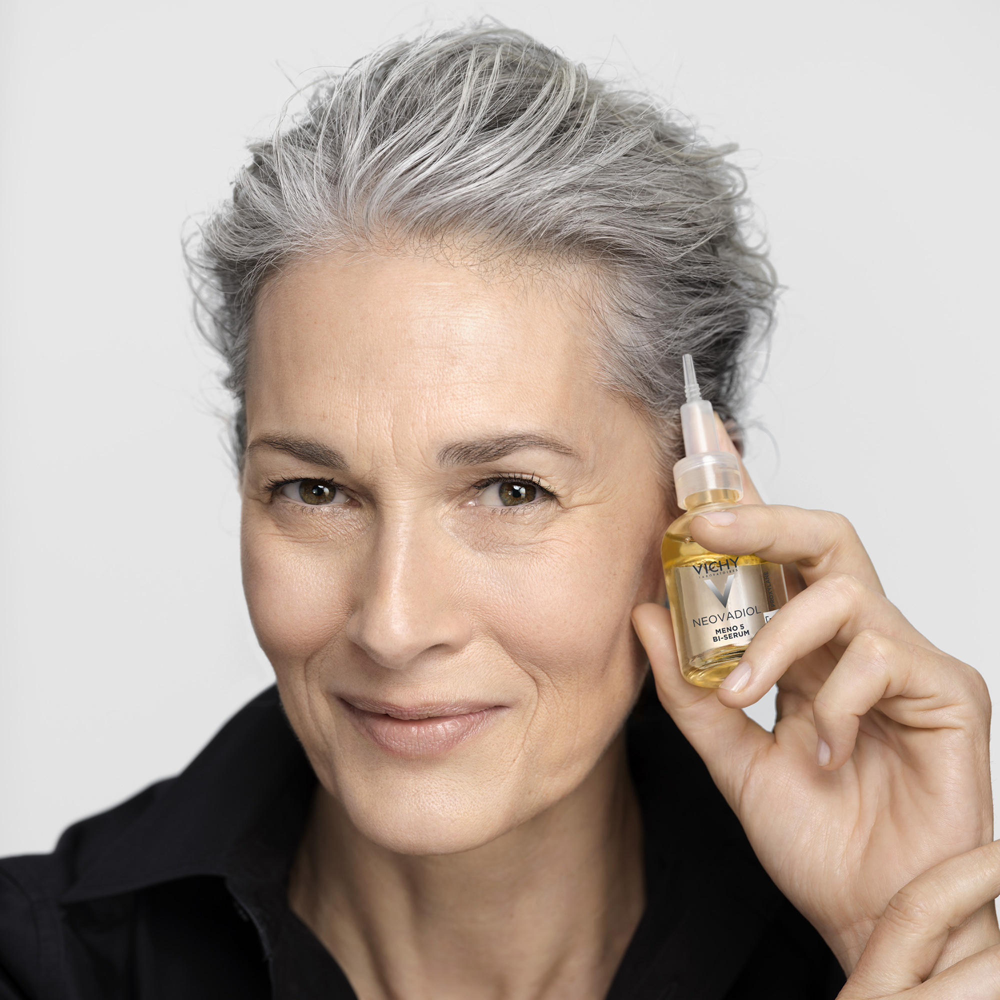 Vichy Neovadiol Siero Viso Bi-Fasico Anti Età Azione Globale su 5 Segni Della Menopausa 30 mL