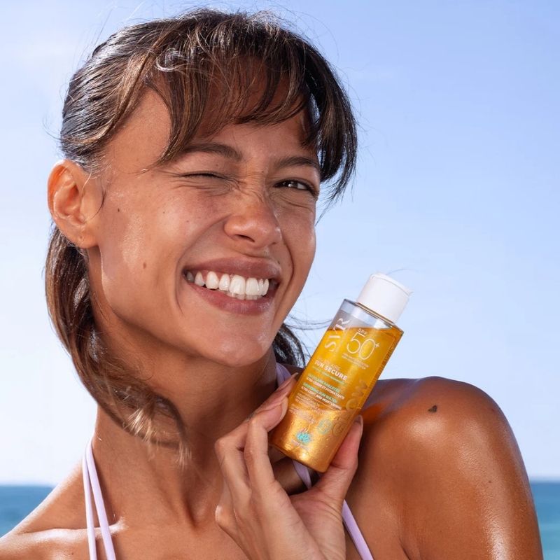 SVR Sun Secure Eau Solaire Glow SPF50+ - Acqua Solare Bi-Fasica Corpo 100 ml