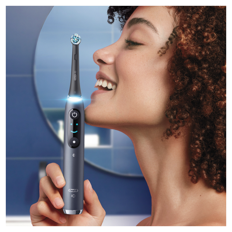 ORALB iO™ SERIES 9  BLACK - SPAZZOLINO ELETTRICO + 2 REFILL 