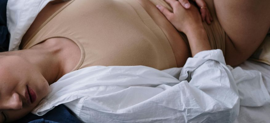 Affrontare il bruciore di stomaco: cause e rimedi efficaci