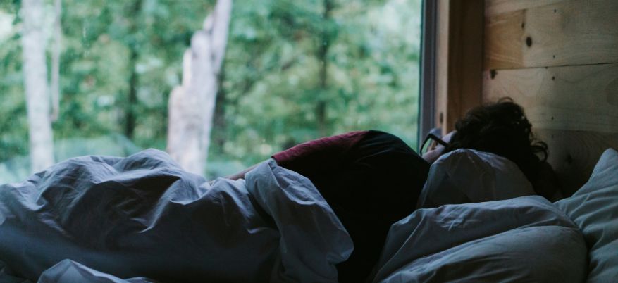 10 suggerimenti degli esperti per riposare bene