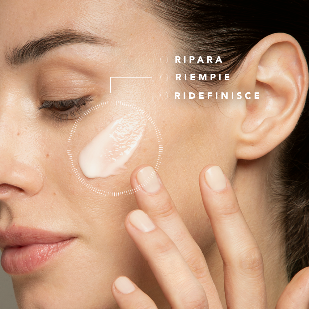 Somatoline SkinExpert, Volume Effect Crema Viso Giorno, Trattamento Viso   Anti-età,  Biopeptidi   50ml