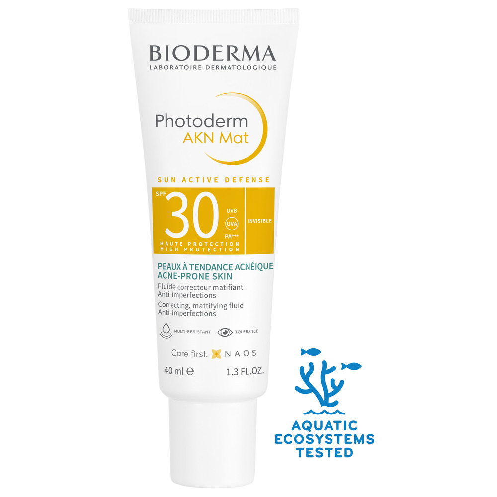 Bioderma Photoderm AKN MAT - Fluido Opacizzante SPF30 Per Pelle Mista E Grassa 40 ml