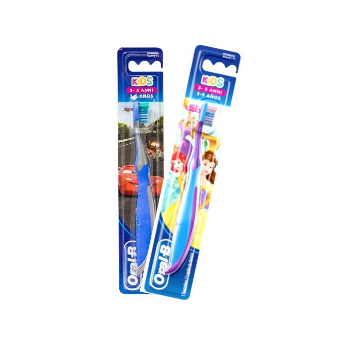 Oral-B Kids Spazzolino di Cars 3-5 anni