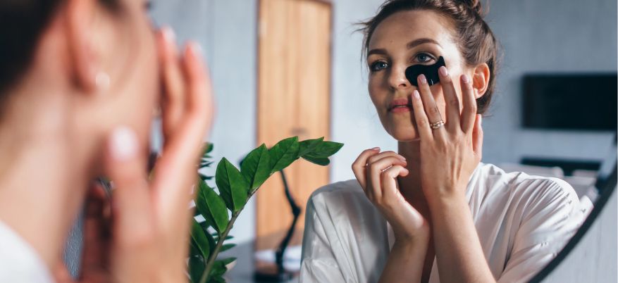 Patch occhi: alleati di bellezza e benessere per lo sguardo