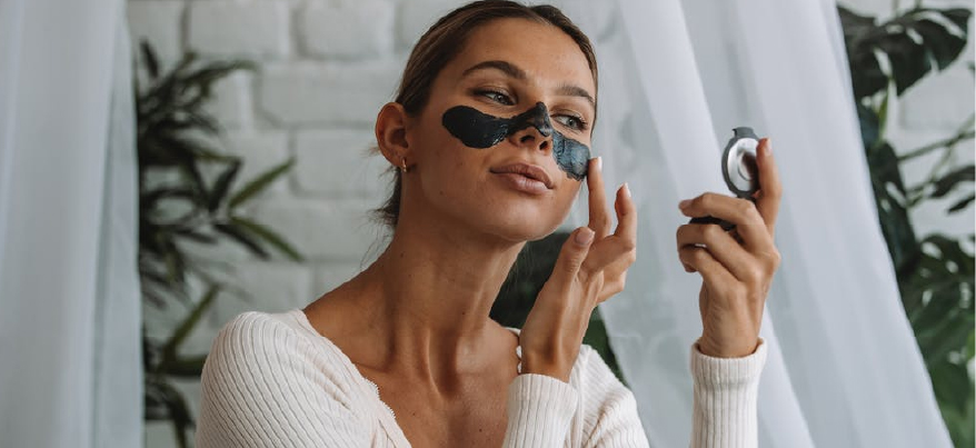 Pulizia del viso fai da te: ecco come fare