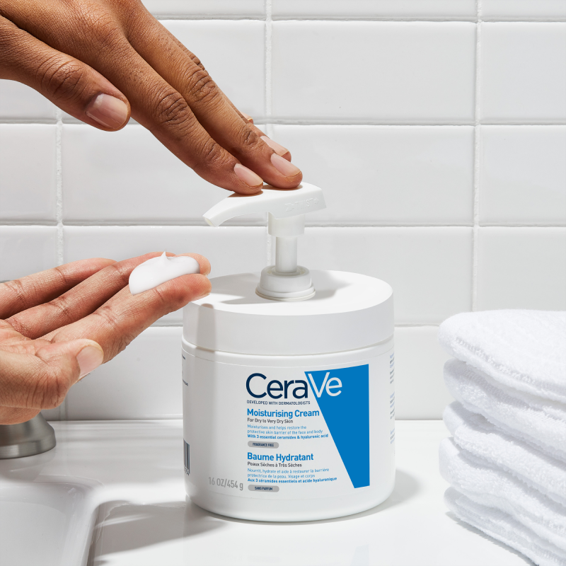 CeraVe Crema Idratante, Per Pelli Da Secche a Molto Secche Per il Corpo e il Viso, con Dispenser, 454 g