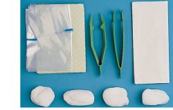 Farmacare Set Medicazione Sterile Medium 1 Pezzo