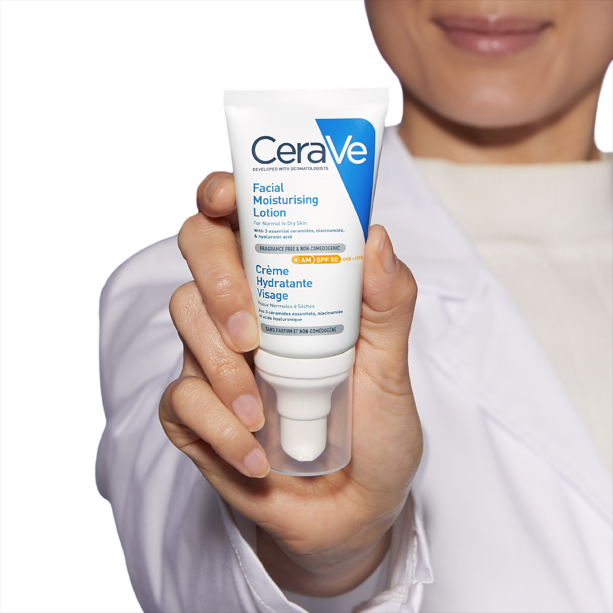 CeraVe Crema Viso Idratante SPF50, Protezione Solare ad Ampio Spettro, Idrata e Protegge in un solo Step, 50 ml
