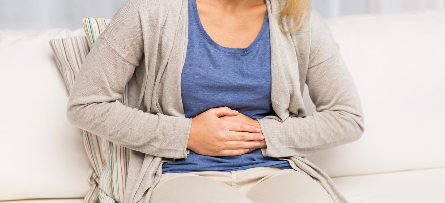 Reflusso e bruciore di stomaco: cause e rimedi efficaci