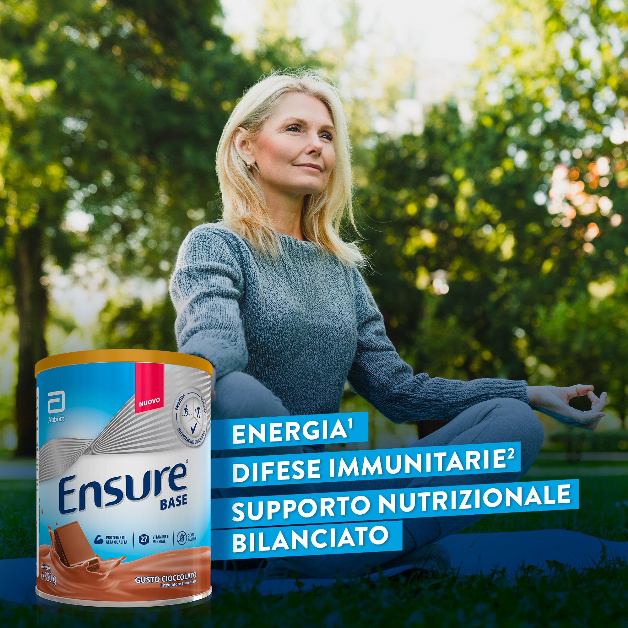 ABBOTT ENSURE BASE: Integratore alimentare che aiuta a sostenere le difese immunitarie e a contrastare stanchezza e affaticamento  - GUSTO CIOCCOLATO 850 gr 