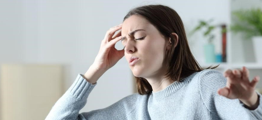 Giramenti di testa improvvisi e sudore: cause comuni e cosa fare