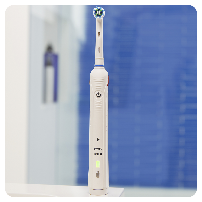Oral-B Spazzolino Elettrico Ricaricabile Smart 4. 4100S Bianco