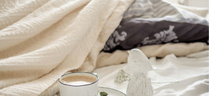 Il legame tra alimentazione e sonno: ecco cosa sapere