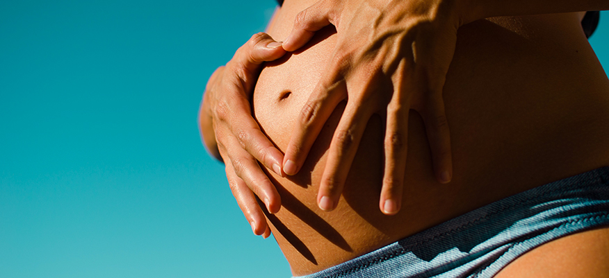 Gravidanza in estate: come affrontarla al meglio