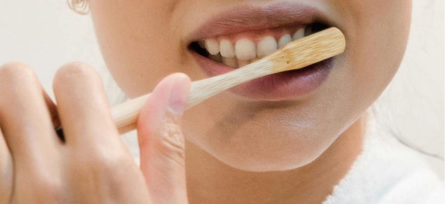 Rimedi denti sensibili: cosa sapere per alleviare il fastidio