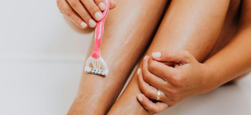 Cosa fare post epilazione: guida per una pelle senza irritazioni
