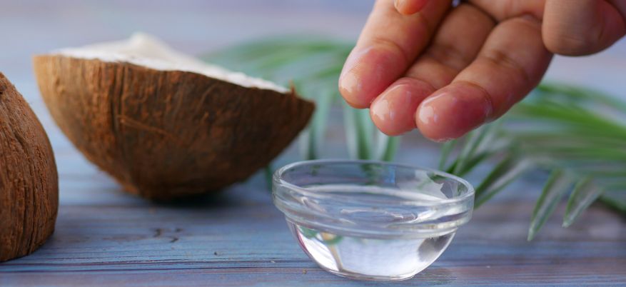 I benefici dell'olio di cocco per tutto il corpo