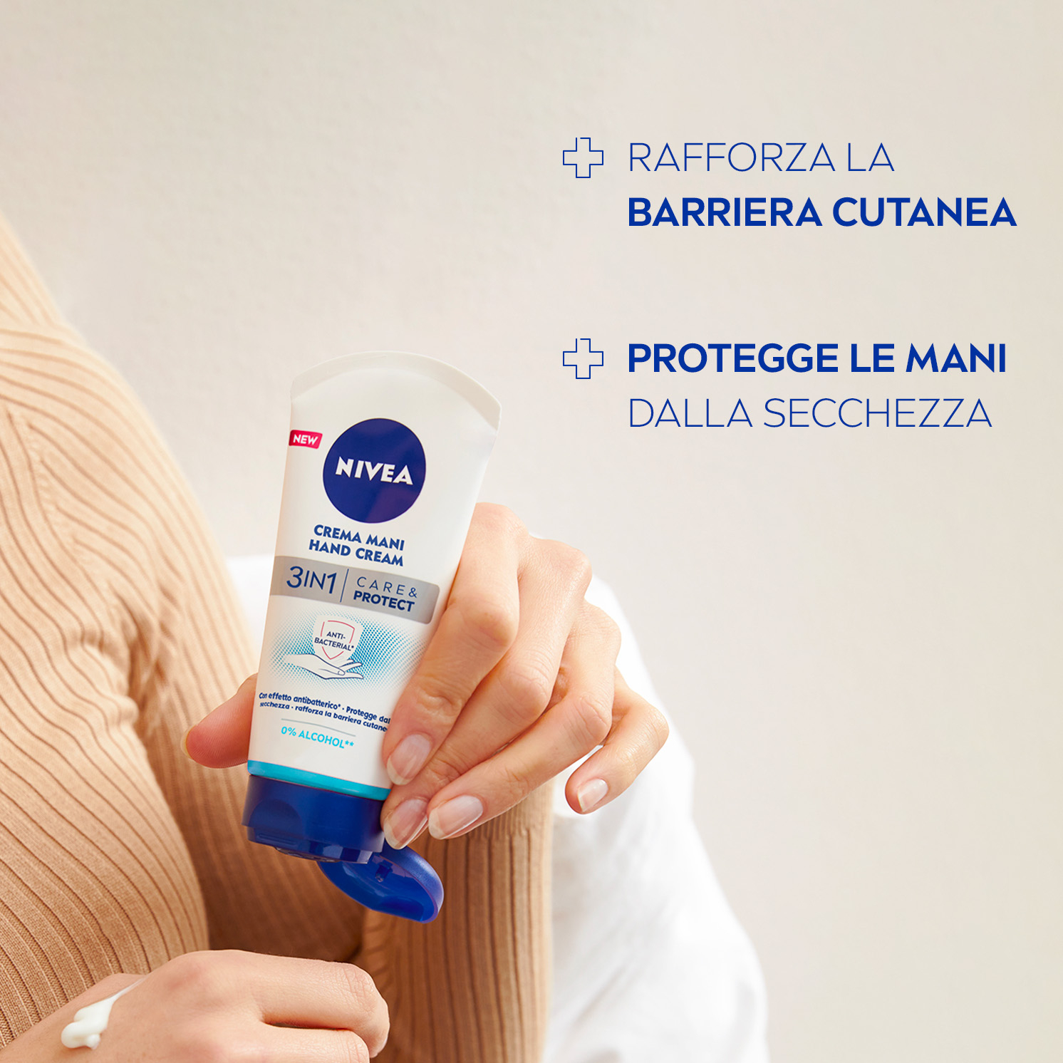 Nivea Crema Mani 3in1 Care & Protect con Effetto Antibatterico 75 ml, Crema antibatterica mani